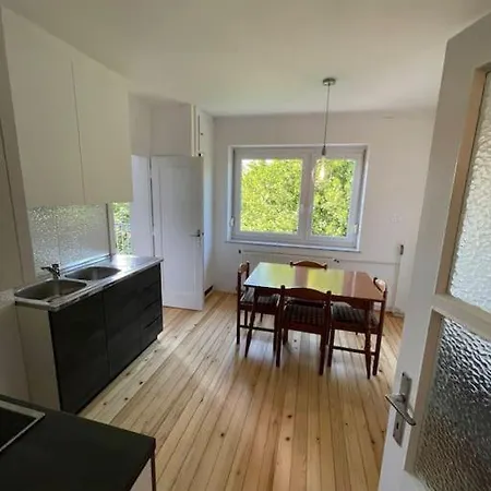 Apartment Spacious - & Peaceful Ljubljana